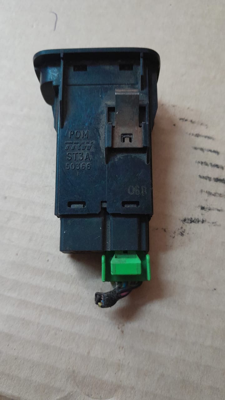 Honda Civic Aerodeck Кнопка обогрева заднего стекла Civic (MA, MB 5HB) 1995-2001  35500ST3E01