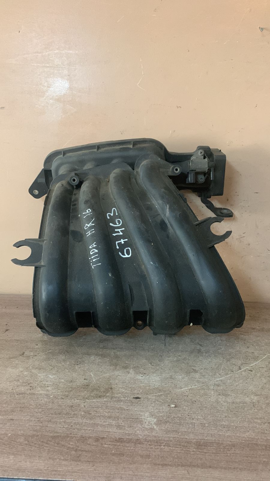 Nissan Note (E11) Коллектор впускной с клапаном Note (E11) 2006-2013;Qashqai (J10) 2006-2014;Tiida (C11) 2007-2014;Qashqai+2 (JJ10) 2008-2014 (1.6 HR16DE)  14001EE000