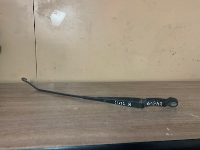 Поводок стеклоочистителя переднего правого для Honda Civic 1991-1995 76610sr3g01
