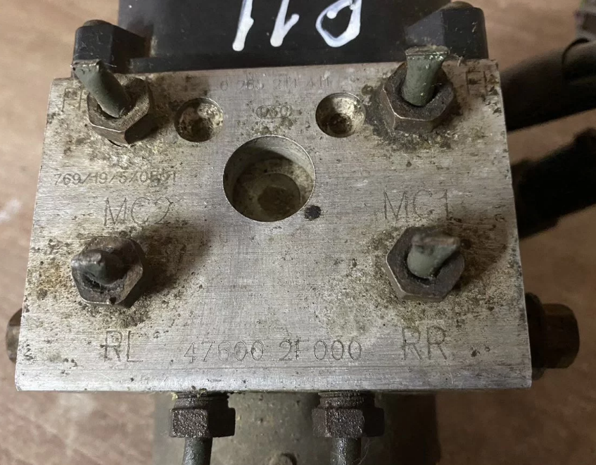 Nissan PRIMERA P11 (1996-2002) Блок ABS (насос) Primera P11E 1996-2002 0265214411 476002F000