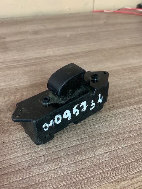 Mitsubishi Lancer X (CX,CY) 2007-2017 Кнопка стеклоподъемника задняя левая Mitsubishi  Lancer (CX,CY) 2007>