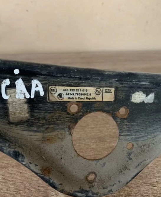 Трапеция механизм стеклоочистителя двигатель skoda felicia 443122211019
