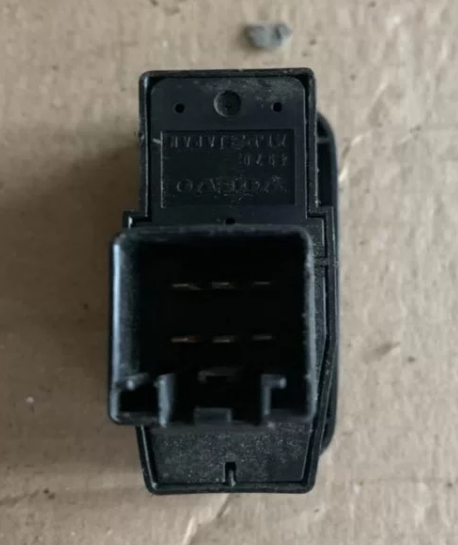 Volvo S80 Кнопка стеклоподъемника VOLVO S80 (ЗАДНЯЯ)  9476695