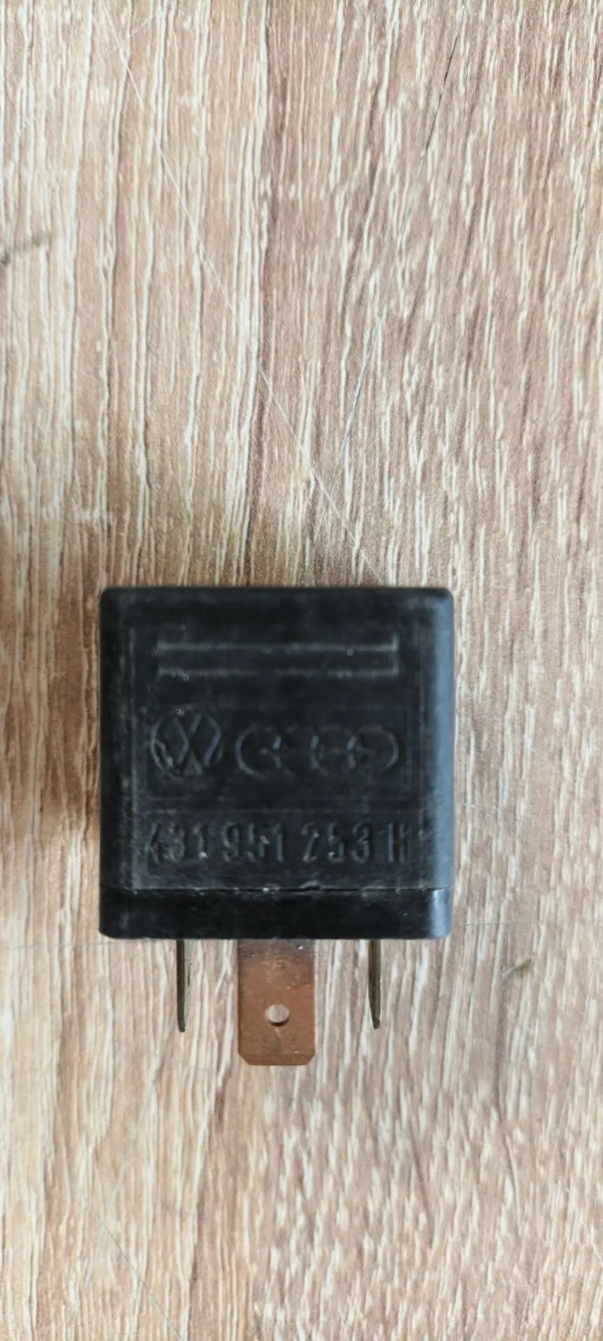 Volkswagen Passat B5 1996-2000 Реле VW PASSAT [B5] (1996-2000)/AUDI 100 [C4] (1991-199