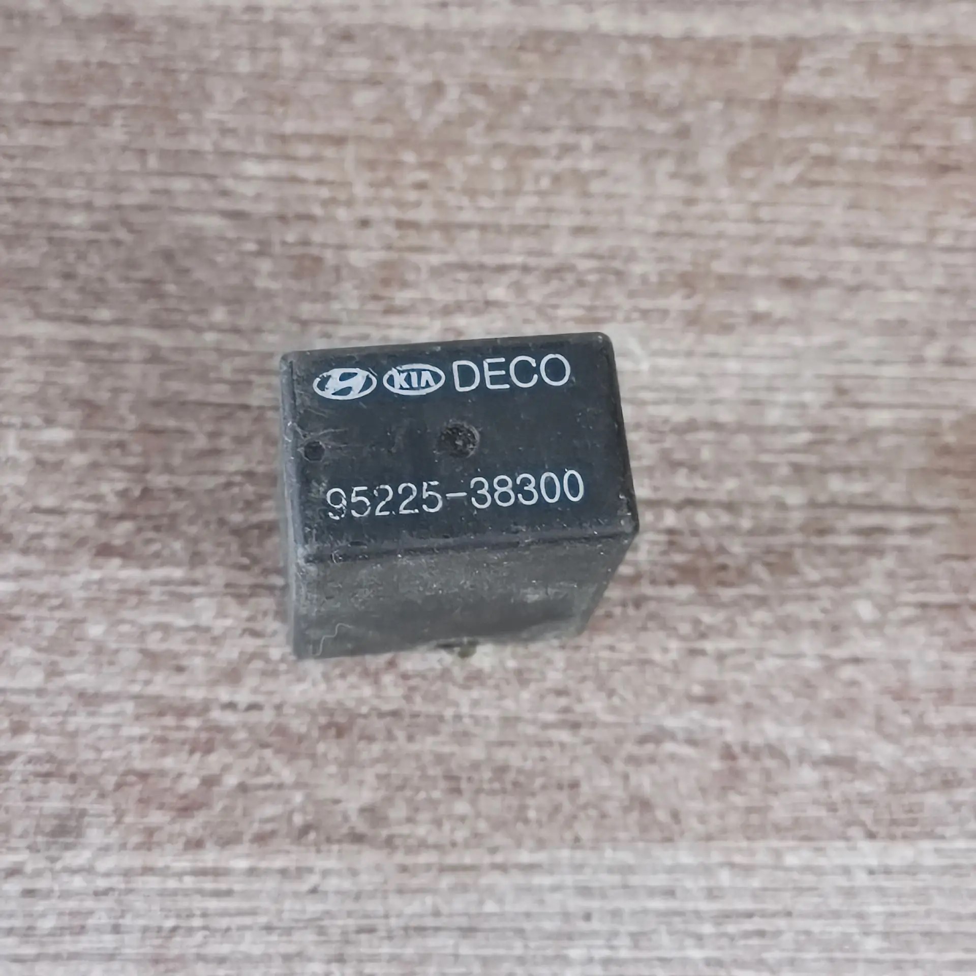 Hyundai Sonata IV (EF)- Sonata Tagaz Реле Sonata IV (EF)/ Sonata Tagaz 2001-2012;Sonata IV (EF) 1998-2001;Sportage 2004-2010;Trajet 2000-2009 9522538300