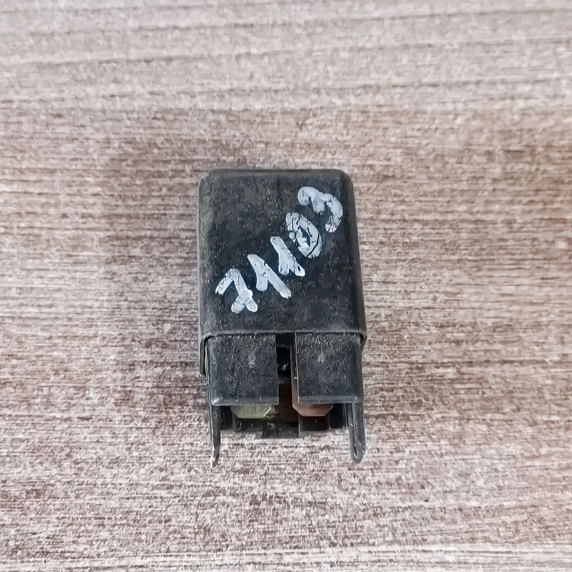 Hyundai Accent 1994-2000 Реле HYUNDAI ACCENT (1994-2000) 9522022000