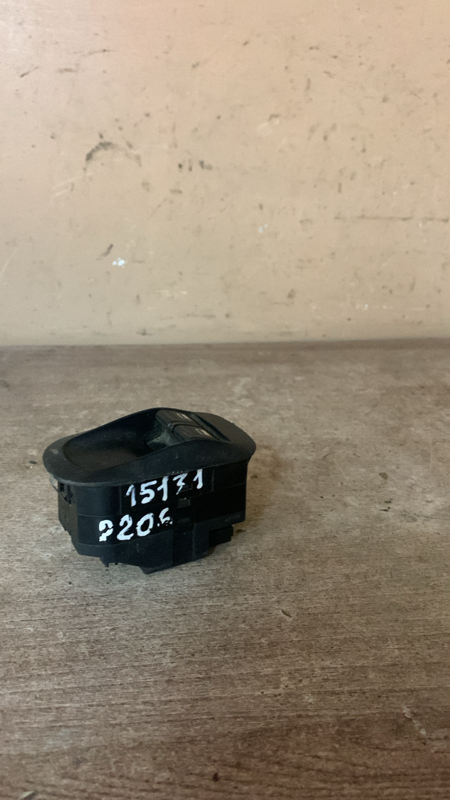 Peugeot 206 Блок управления стеклоподъемниками Peugeot 206 1998-2012 ( 2 ДВЕРИ ) 6552WQ