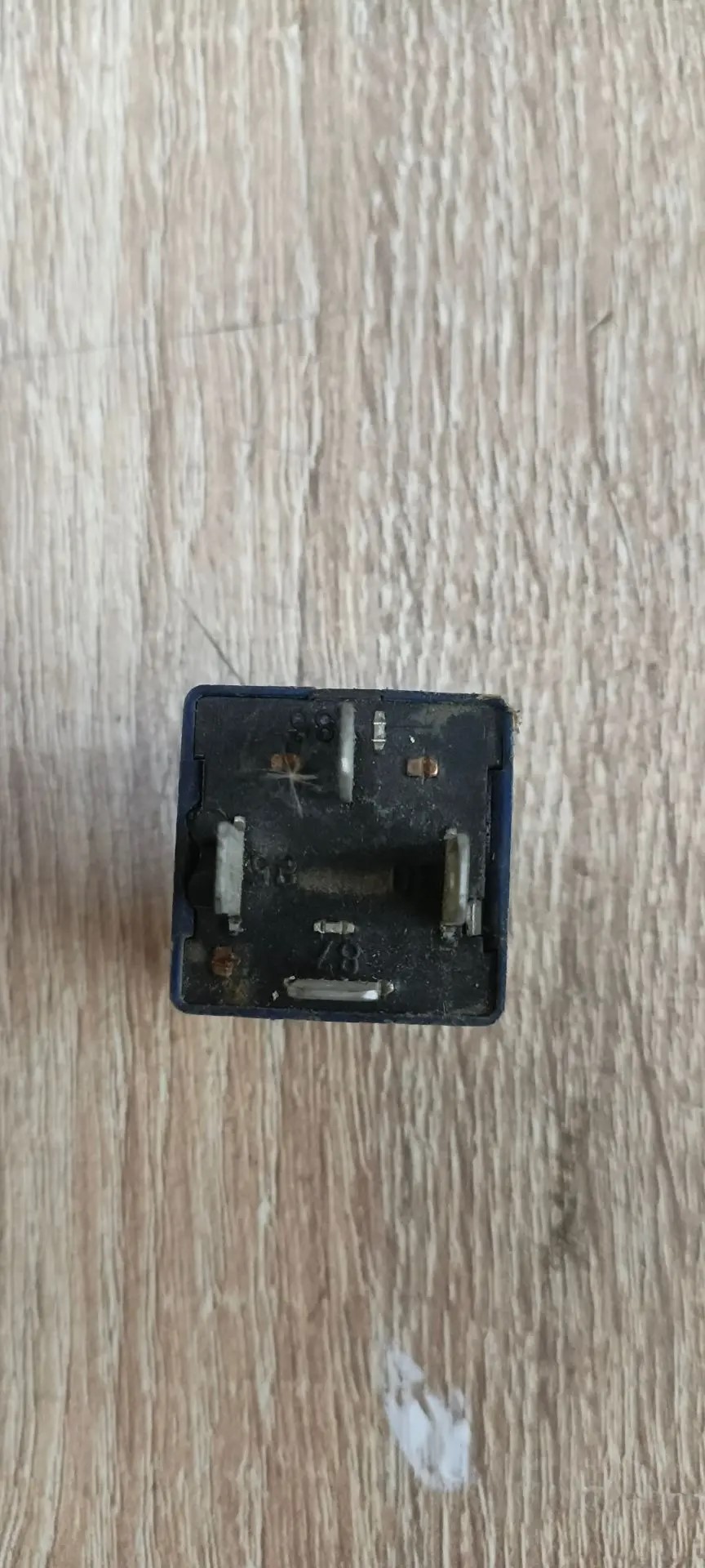 Opel Vectra B Реле Vectra B 1995-1999;Astra F 1991-1998;Astra G 1998-2005;Omega B 1994-2003;Zafira A (F75) 1999-2005;Vectra B 1999-2002 () (