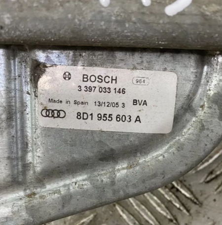 Трапеция стеклоочистителей A4 [B5] 1994-2001;Passat [B5] 1996-2000;Passat [B5] 2000-2005;Superb 2002-2008 (