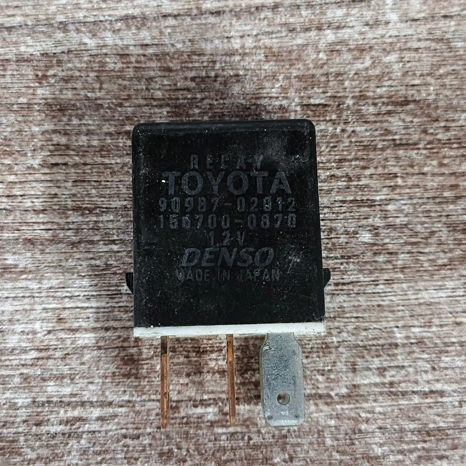Реле TOYOTA AVENSIS II (2003-2008) (Реле включения света) 9098702012