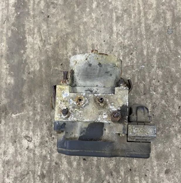 Hyundai Matrix Блок ABS (насос) HYUNDAI MATRIX (2001>)  9566017000  5891017300 9566017000