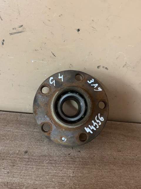Volkswagen Golf IV-Bora Ступица задняя Golf IV/Bora 1997-2005, Octavia (A4 1U-) 2000-2011 ,  Polo (Sed RUS) 2011-2020 (1J0598477)
