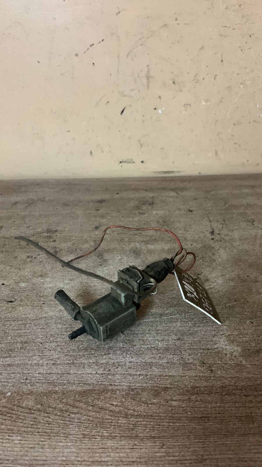 Opel Vectra B Клапан электромагнитный OPEL VECTRA B (1995-1999)  90530543