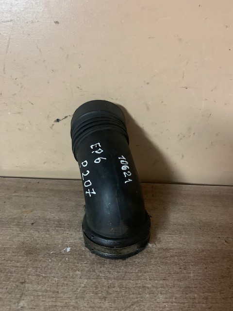 Citroen C4 2005-2011 Патрубок воздушного фильтра Peugeot 207 2007 1436J7 1.6 EP6