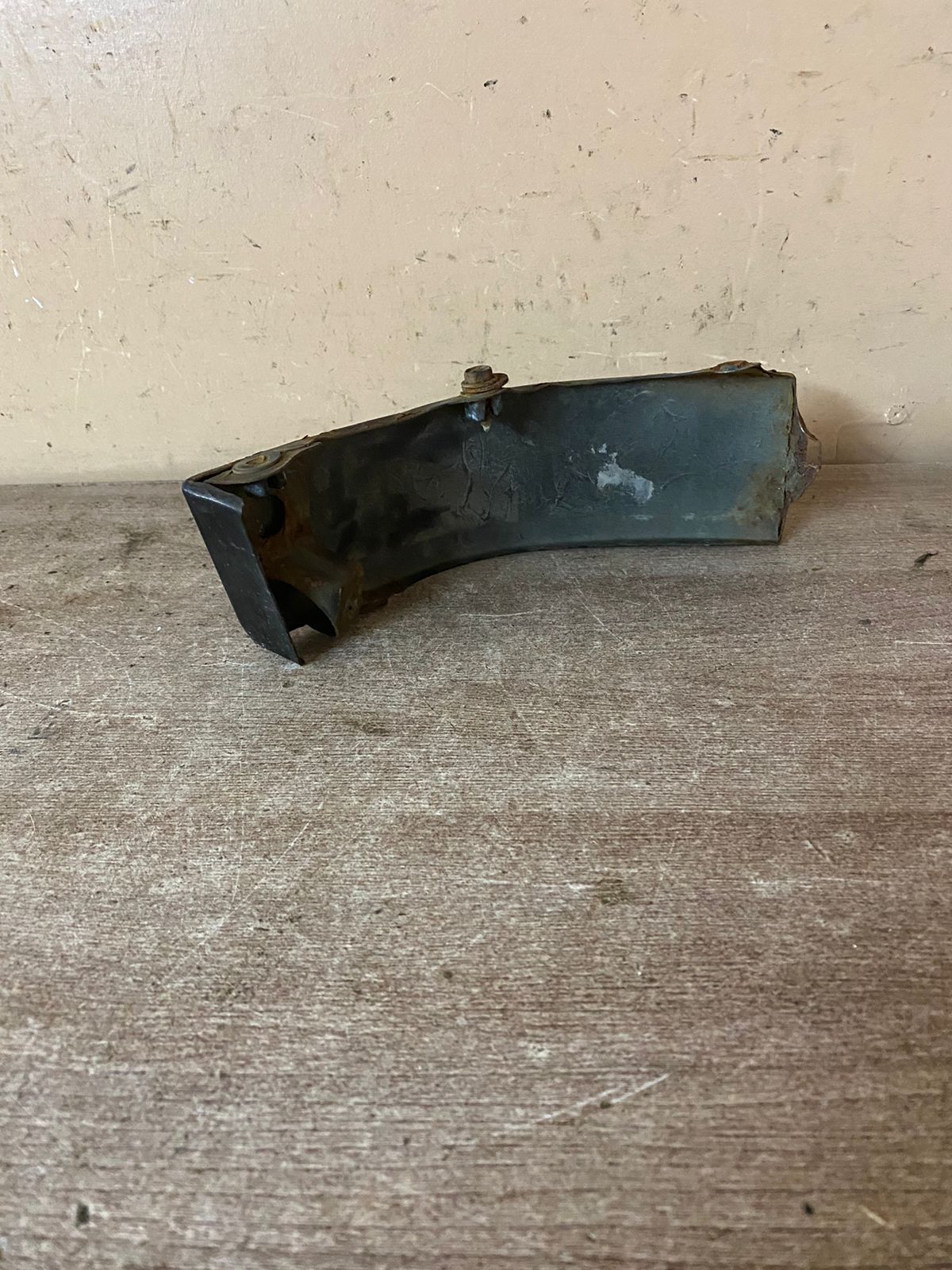 Nissan Largo Планка ресничка задняя правая Nissan Largo W30 791605C000