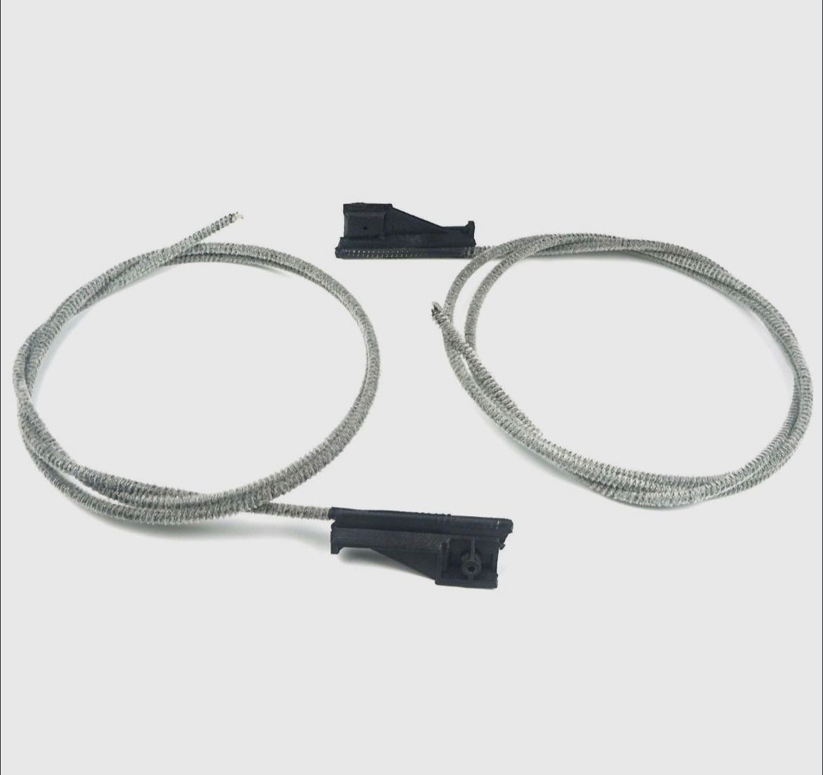 Трос люка (к-кт 2шт) BH-7068  Mercedes W210 1996-2003; W220 2000-2006.    A2107800189; 2107800189; 2107800089; A2107800089;  Длина троса R сторона: 154 см;  L стороны: 141 см