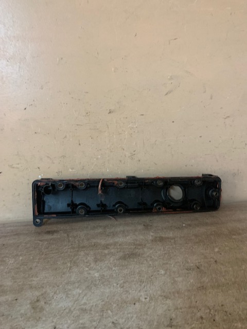 Citroen Xsara Picasso Крышка головки блока (клапанная) для Citroen Xsara Picasso 1999-2010  C5 2001-2004 Peugeot 407  406   (1.8 16V EW7 ВПУСКНАЯ 0248N8 9638897280 )