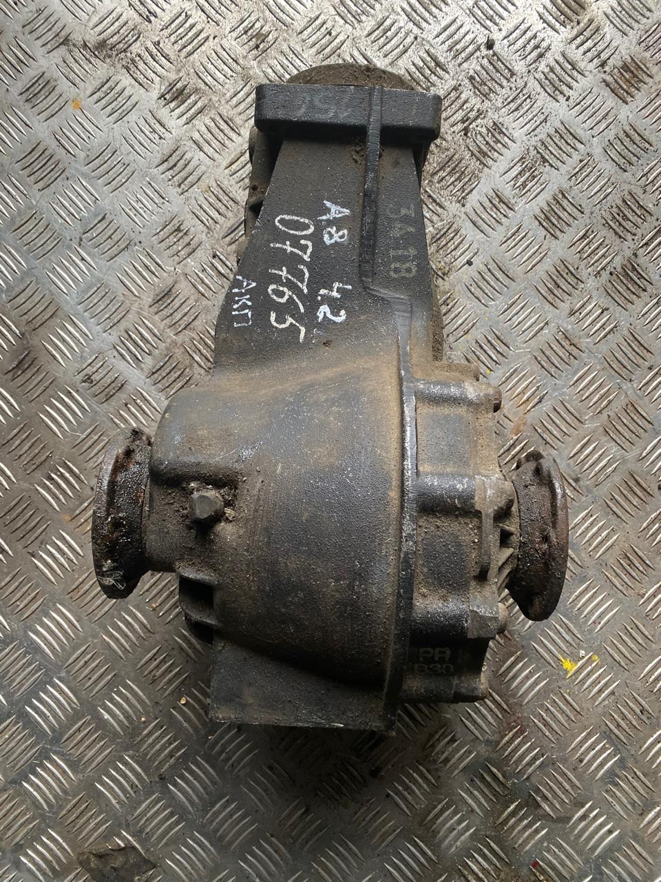 Audi A8 1994-1998 Редуктор заднего моста A8 [4D] 1994-1998 (4.2 ABZ АКПП) 01R525053G