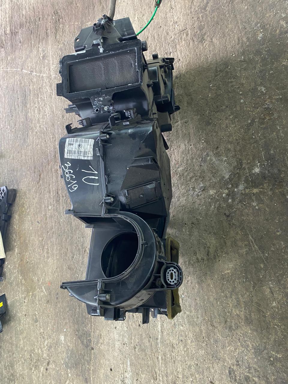 Корпус отопителя Octavia (A4 1U-) 2000-2011 (C КОНДИЦИОНЕРОМ) 1U1820003AQ