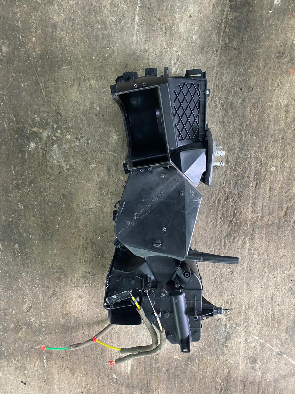 Корпус отопителя Octavia (A4 1U-) 2000-2011 (C КОНДИЦИОНЕРОМ) 1U1820003AQ