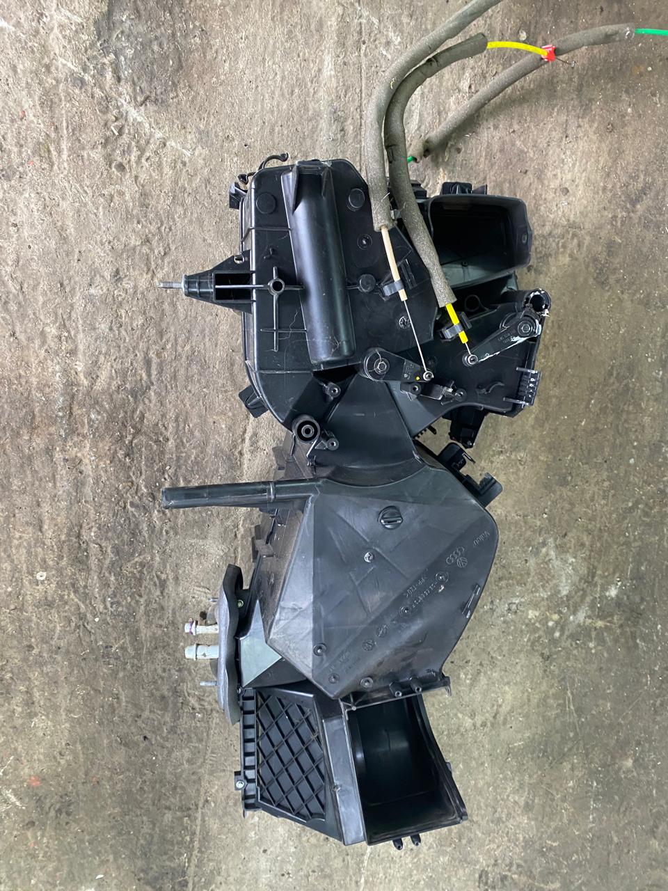 Корпус отопителя Octavia (A4 1U-) 2000-2011 (C КОНДИЦИОНЕРОМ) 1U1820003AQ