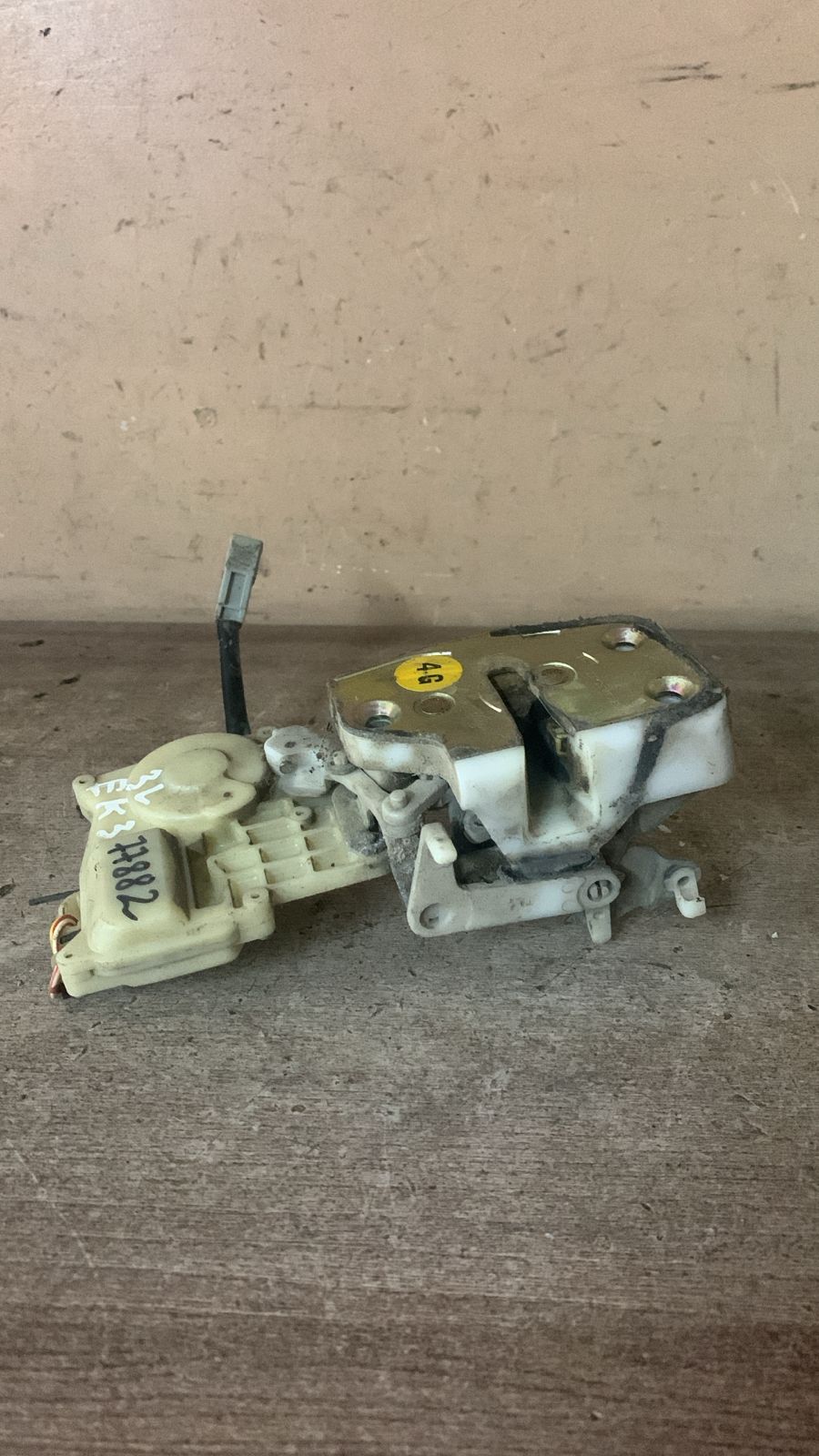 Замок двери задней левой Honda Civic (EJ, EK Sed+3HB) 1995-2001 72650S04004