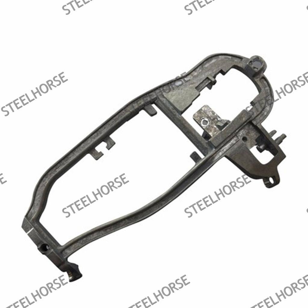 BMW X5 E53 Кронштейн ручки правой двери (перед/зад) BMW X5 E53 2000-2007 51218243616 MH-9271
