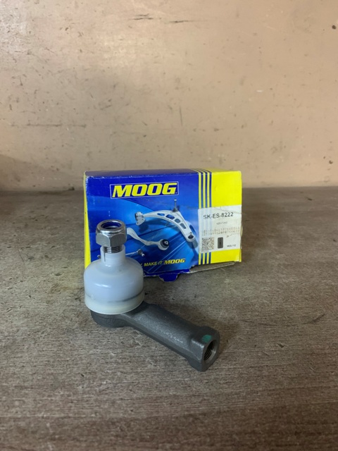 Наконечник рулевой SKODA FAVORIT / FELICIA (M12x1.0) SKES8222  Moog Europe 6U0422811  115500440
