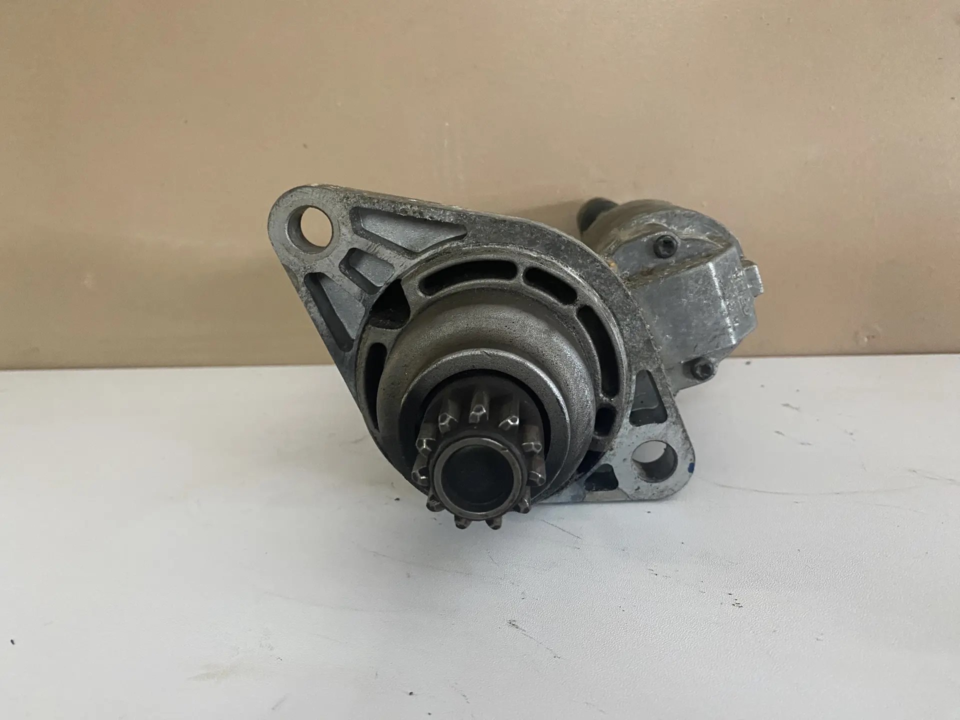 Volkswagen Golf VI 2009-2013 Стартер Skoda Octavia A5; Yeti; B7; Golf 6 (оригинал)  0AM911023T