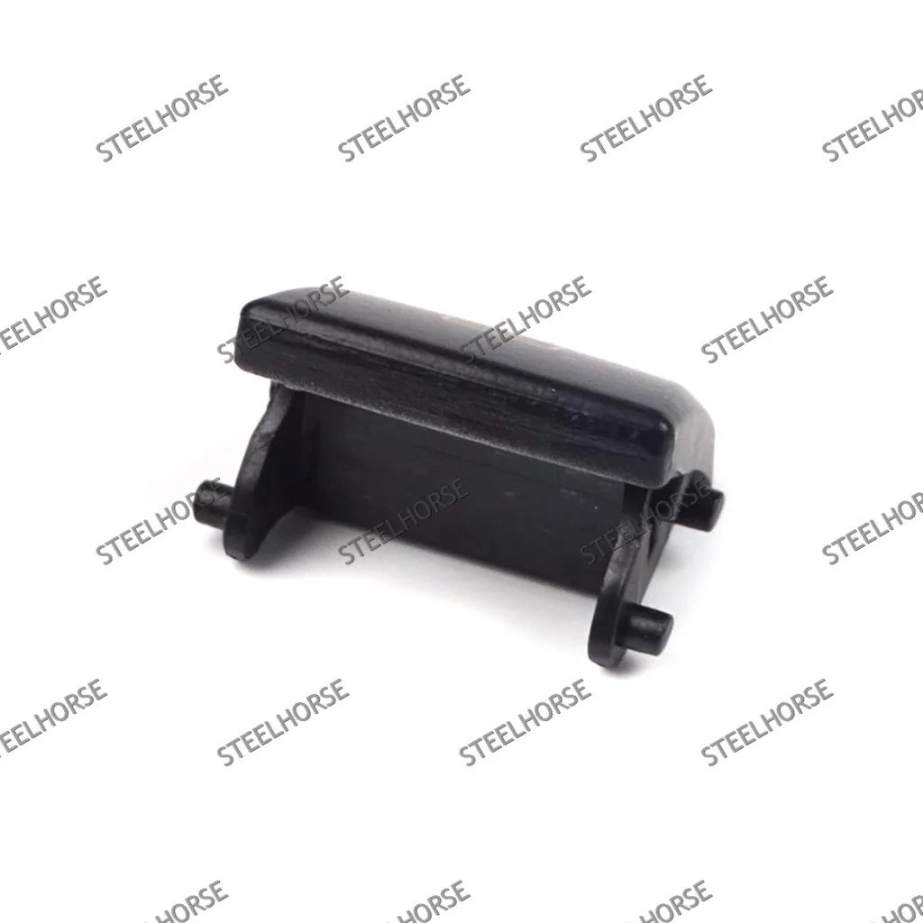Mercedes Benz W205 2014-2021 Крышка кнопки люка Mercedes W205; W253 2014-2021 (черная) A00090090079051; A0008275323; A0009062305; A0008275323; A0009018703; A0009062605; A0009009006 MH-9307