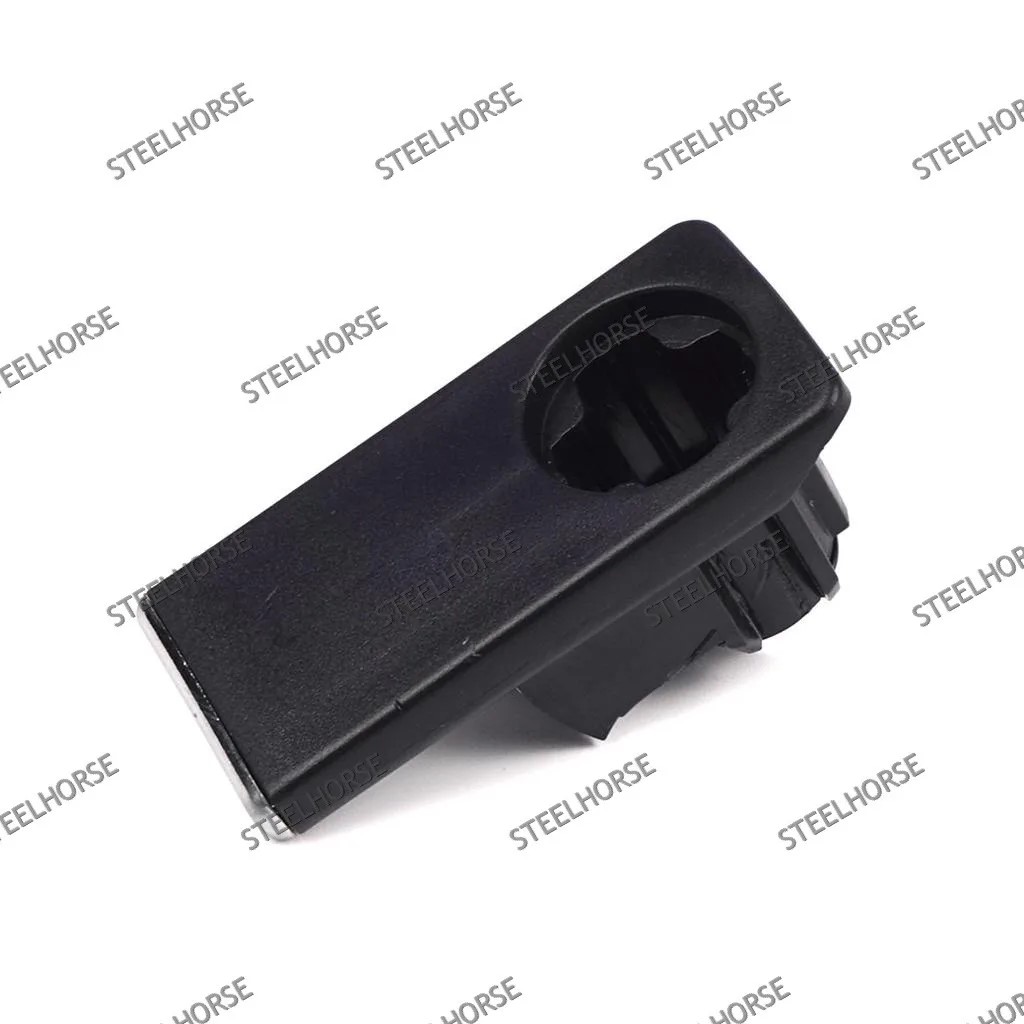 Ручка бардачка Mercedes W204; W212 (черная) A20468000989F45; A20468009989F45; A2046800098; A2046800998 MH-9319