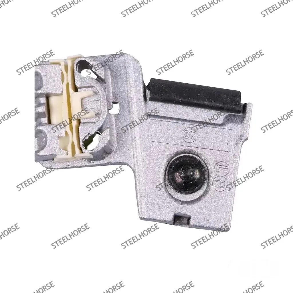 Volkswagen Golf IV-Bora Стеклоподъемник (ремкомплект зажим) передний левый (LB) VW Golf4; Bora 1997-2005 (2/3; 4/5 дверный) 1J3837461H; 1J3837461D; 1J4837461J; 1JM898461; 1JM898461B; 1JM898461A; 1J4837461F YH-9639