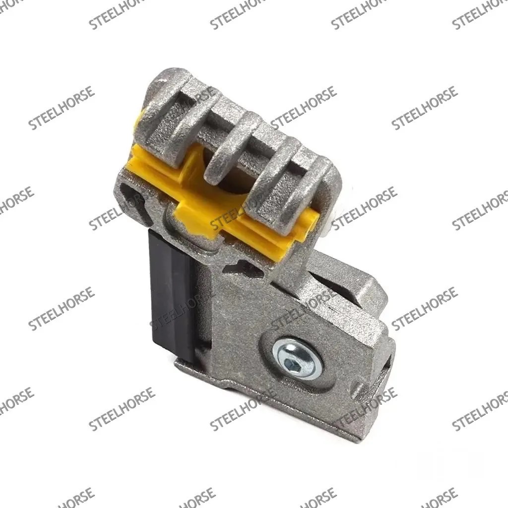 Volkswagen Golf IV-Bora Стеклоподъемник (ремкомплект зажим) передний правый (RB) VW Golf4; Bora 1997-2005 (2/3; 4/5 дверный) 1J3837462H; 1J3837462D; 1J4837462J; 1JM898462; 1JM898462B; 1JM898462A; 1J4837462F YH-9642