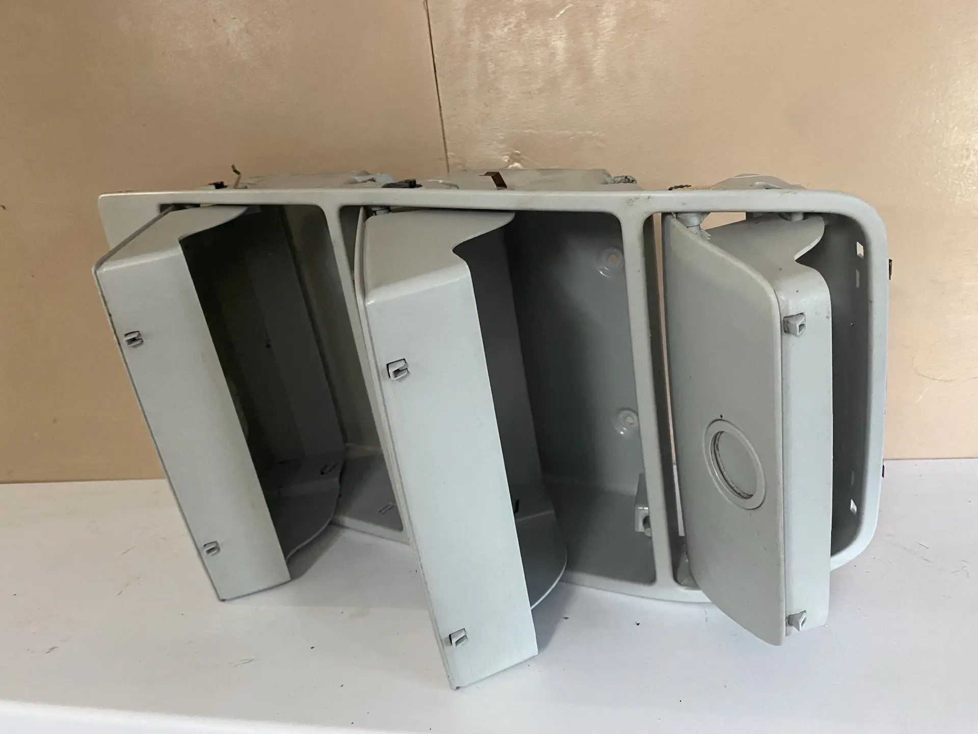 Volkswagen Touran 2003-2010 Бардачок потолочный (очечник) VW Touran 2003-2010  1T0868837CY20