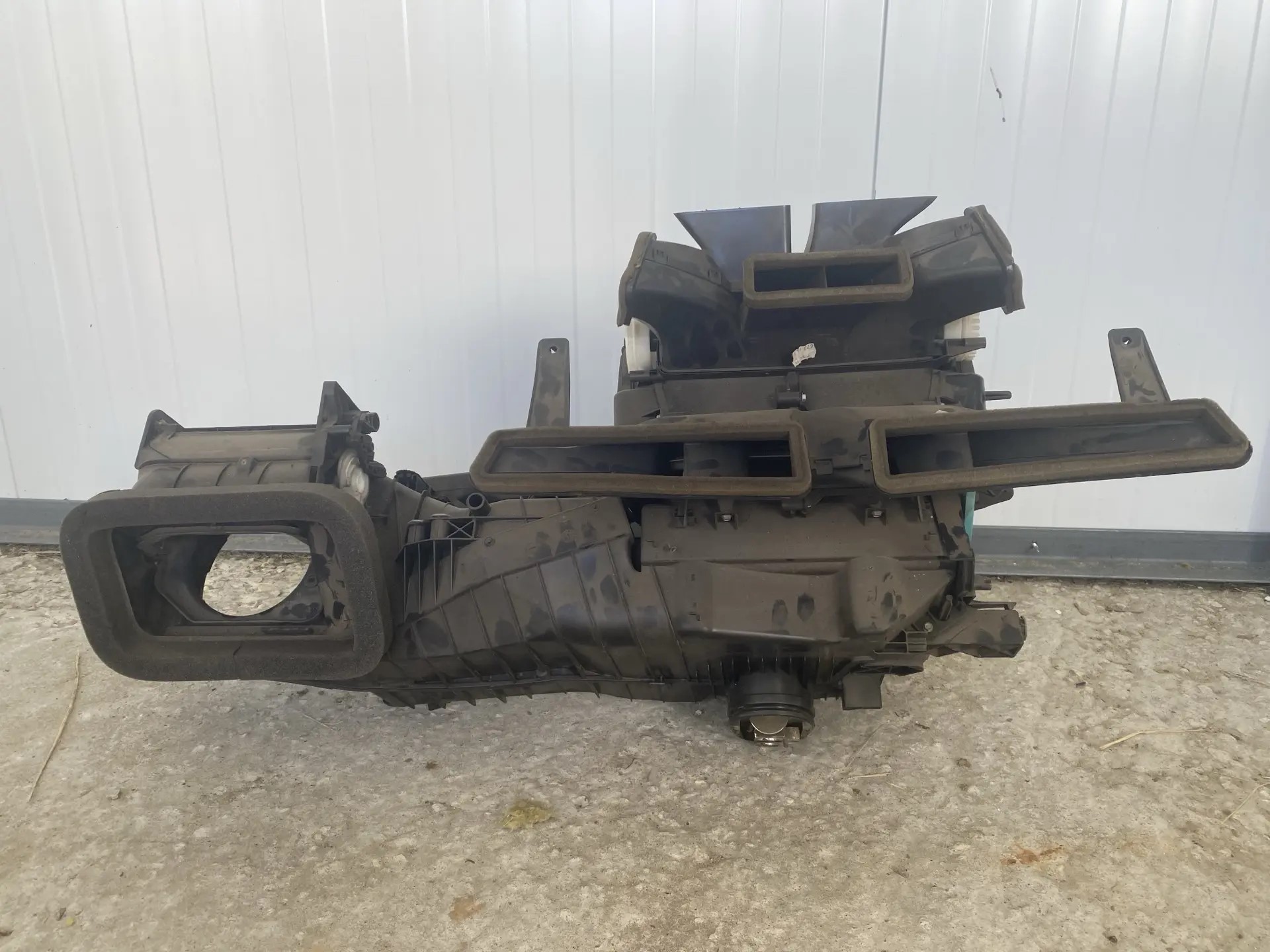 Корпус отопителя Skoda Octavia A5 2004-2013 1K1820304B; 1K1898001 1K1820007C