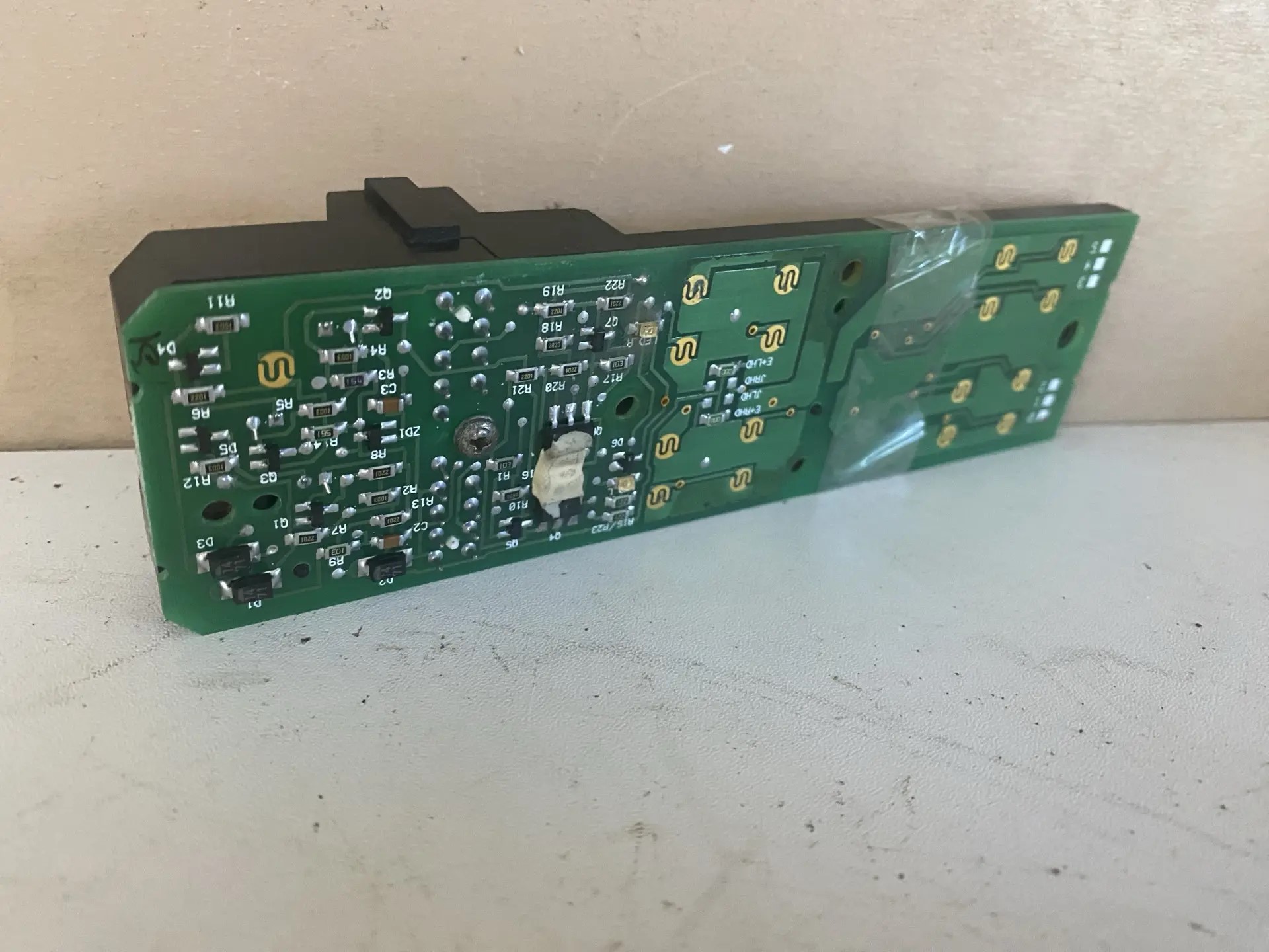 Mitsubishi Carisma (DA) Плата блока стеклоподъемников Mitsubishi Carisma  MR740599