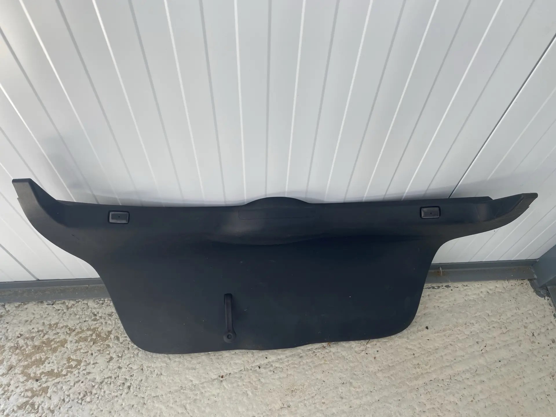 Skoda Octavia (A5 1Z-) Обшивка крышки багажника Skoda Octavia A5 (лифтбэк) 2011 1Z5867975H 1Z5867975H47H