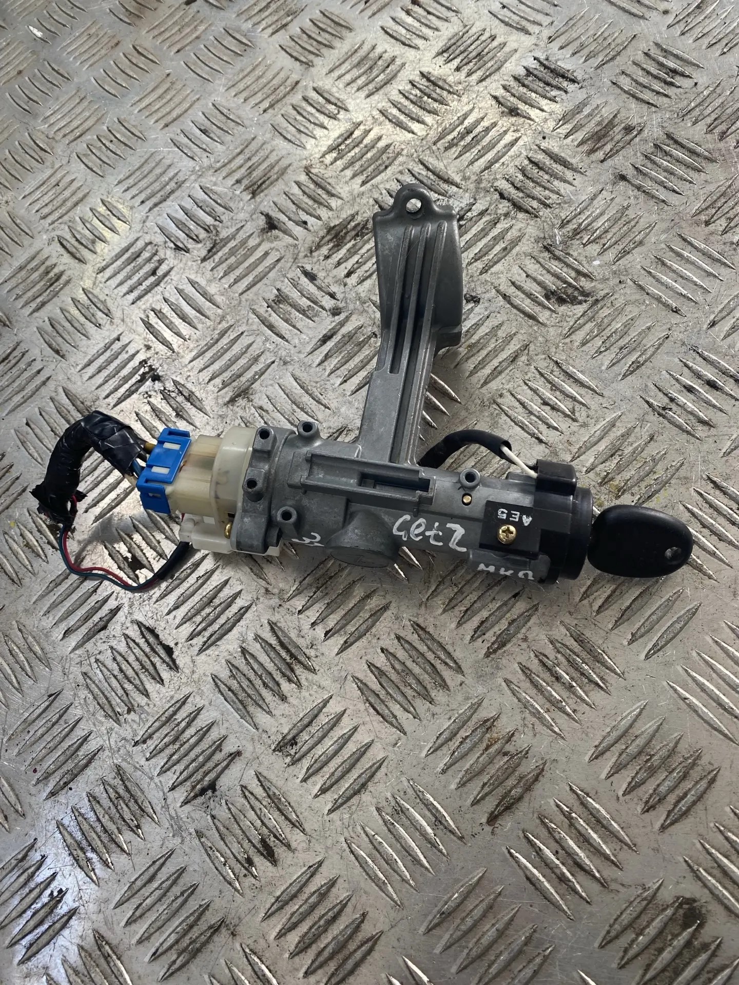 Hyundai Getz Замок зажигания Hyundai Getz 2002-2010 8190017A40