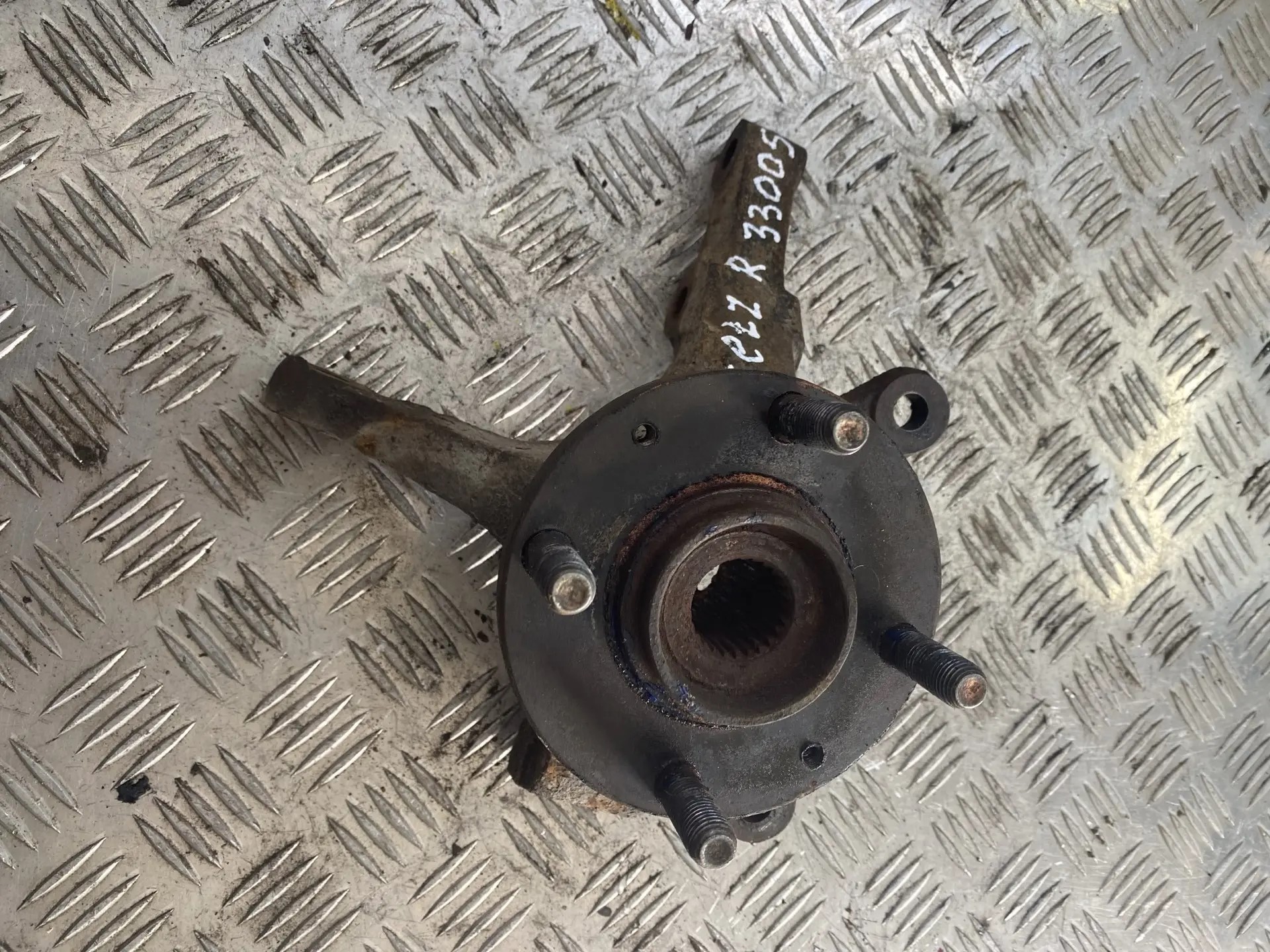 Hyundai Getz Кулак поворотный правый Hyundai Getz 2002-2010 (без ABS) 517161C010