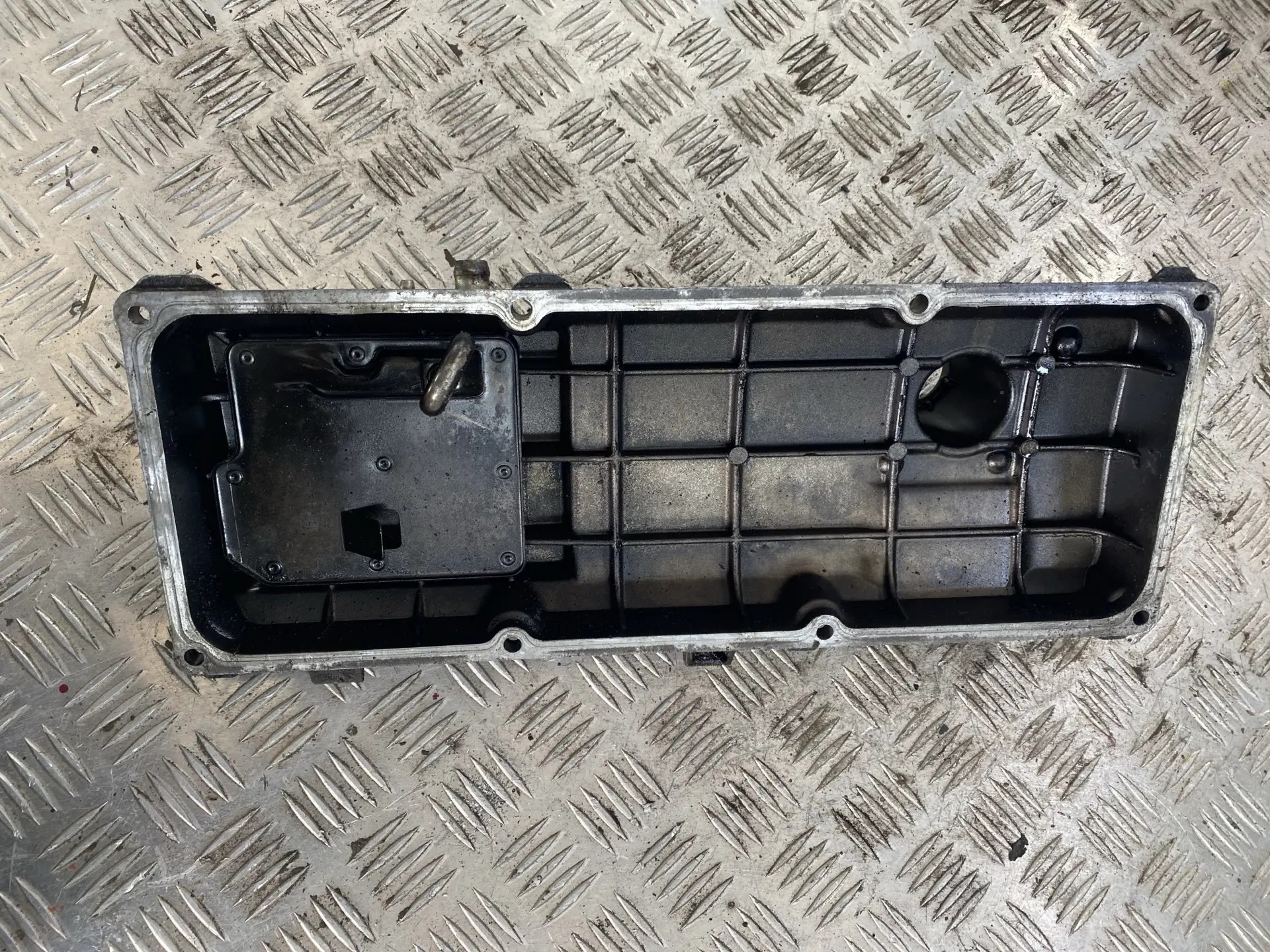 Крышка головки блока клапанная Renault Logan 1.4/1.6 K7M/K7J 8200243595