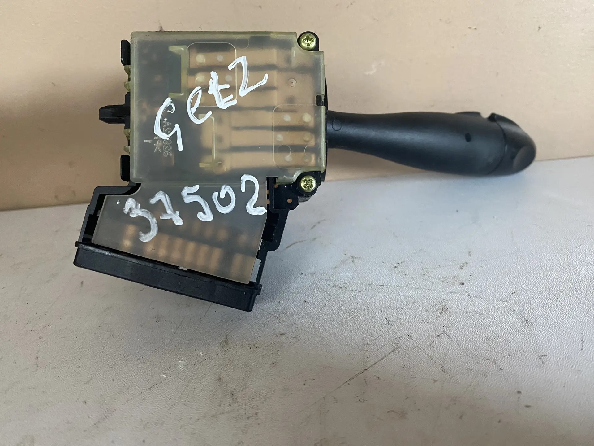 Kia RIO 2005-2011 Переключатель поворотов Hyundai Getz; Accent; Kia Picanto; Rio 2 934101C010