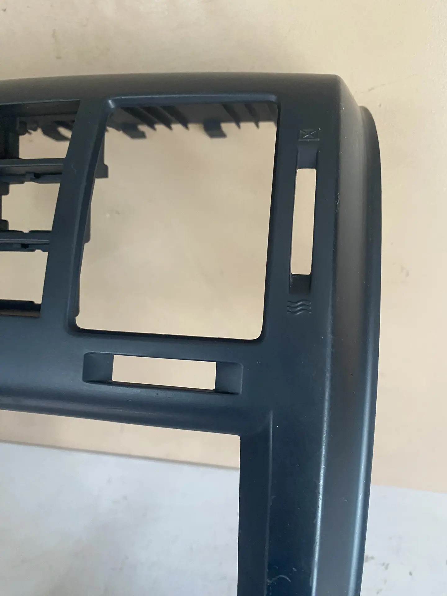 Hyundai Getz Накладка на торпедо рамка магнитолы Hyundai Getz 2002-2010 847401C000  847401C000BJ