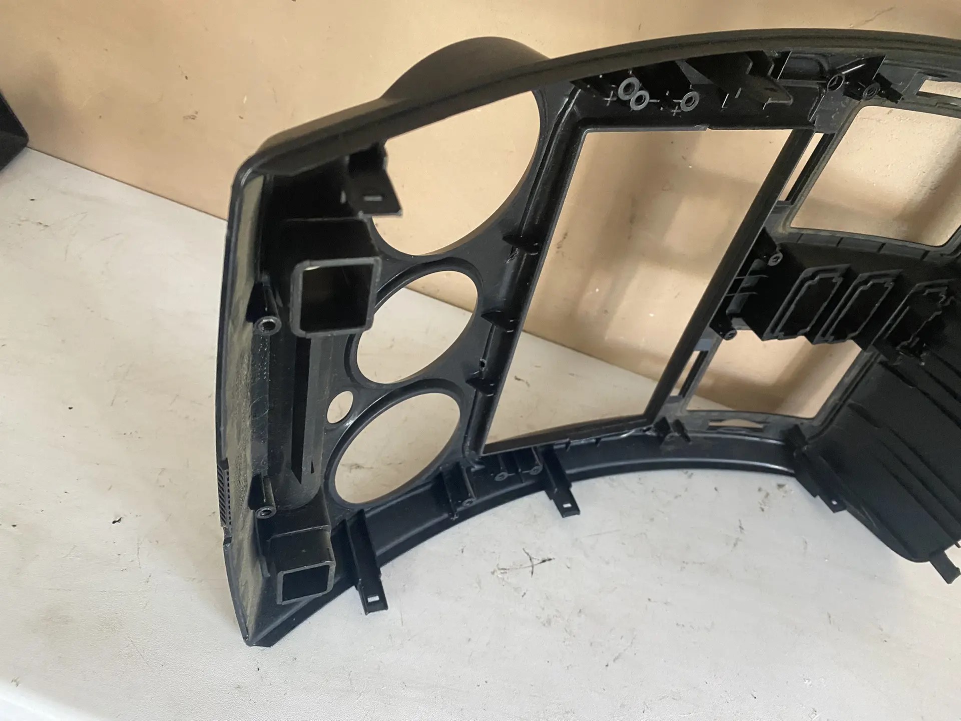 Hyundai Getz Накладка на торпедо рамка магнитолы Hyundai Getz 2002-2010 847401C000  847401C000BJ