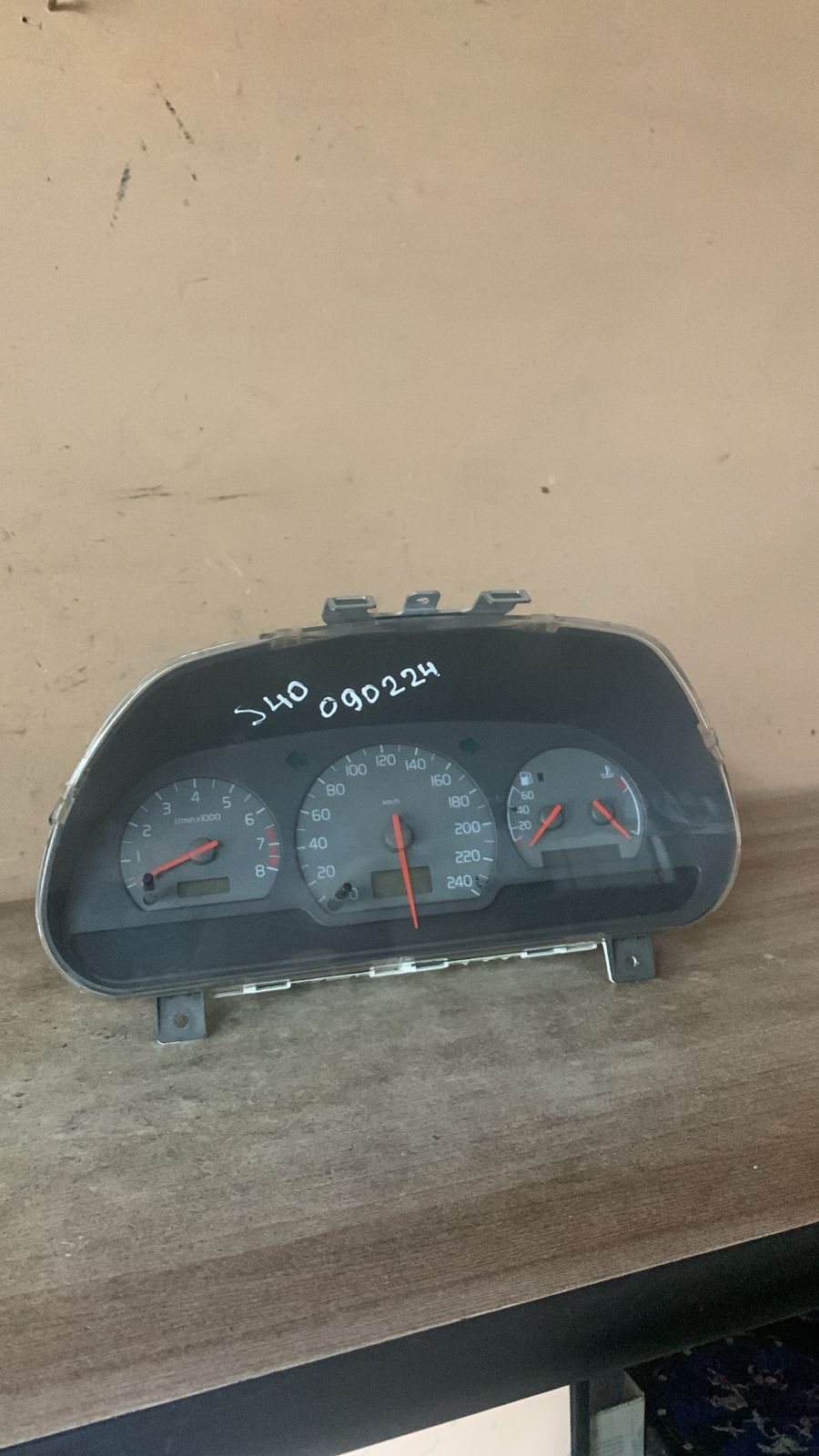 Панель приборов для Volvo S40 1998-2001 (2.0 B4204T2 АКПП)