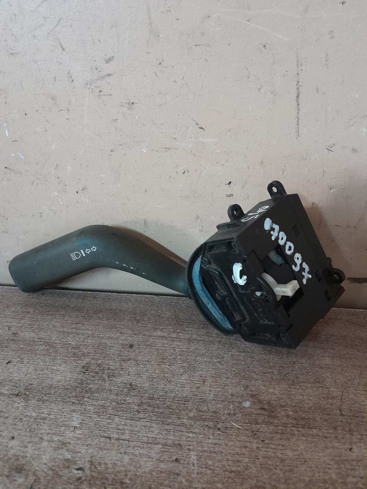 Переключатель поворотов подрулевой  для Volvo S40 1995-1998