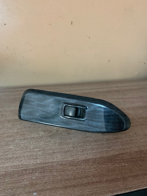 Mitsubishi Lancer IX (CS) 9 2003-2006 Кнопка стеклоподъемника Lancer (CS/Classic) 2003-2006 передняя