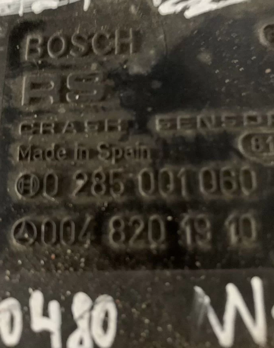 Блок управления AIR BAG W124 1984-1993;W123 1976-1985;W126 1979-1991;R129 SL 1989-2001;W140 1991-1999;W201 1982-1993;W124 E-Klasse 1993-1995 ()