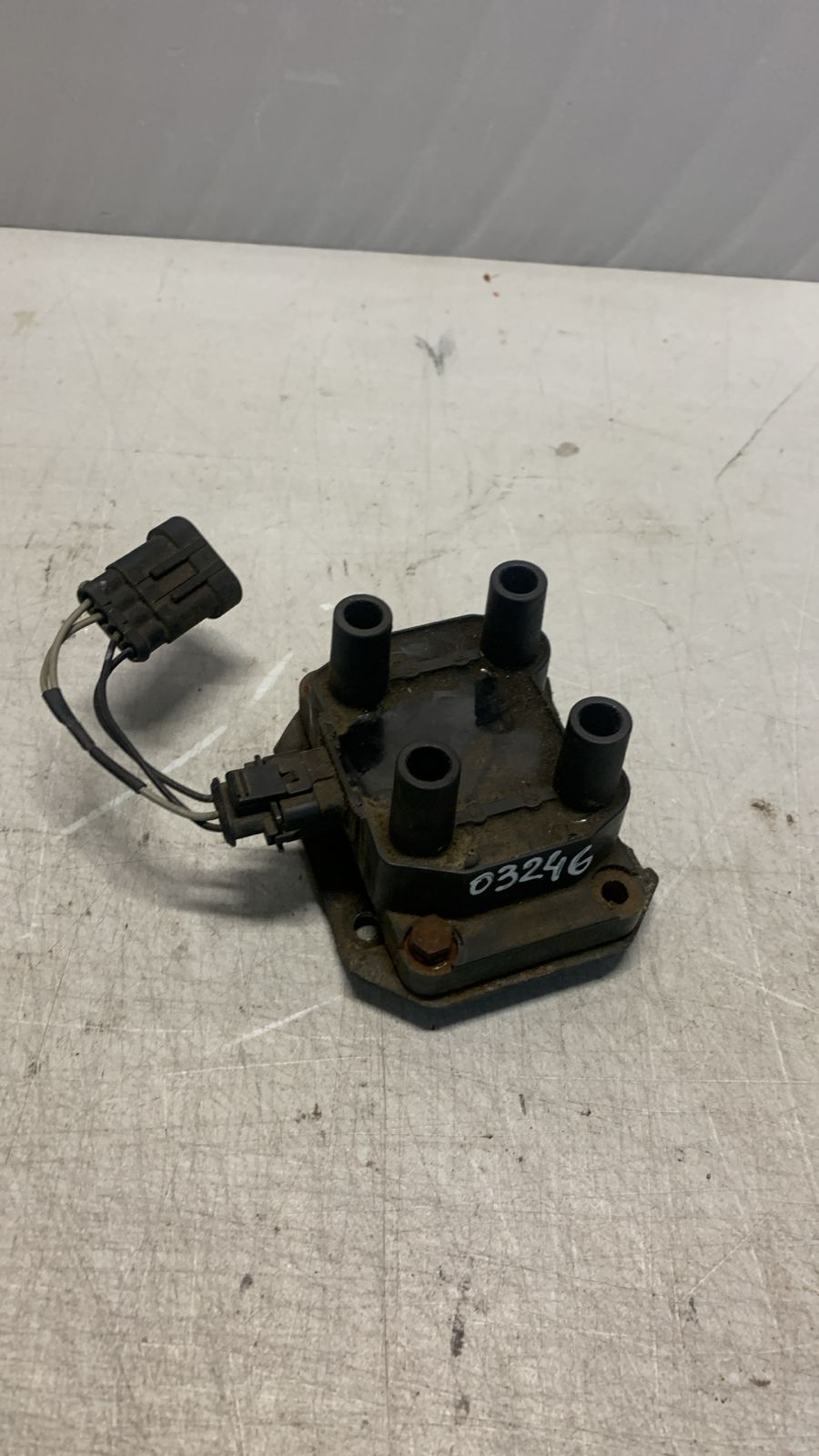 Катушка зажигания Renault Logan VAZ LADA  LADA LARGUS 4123705