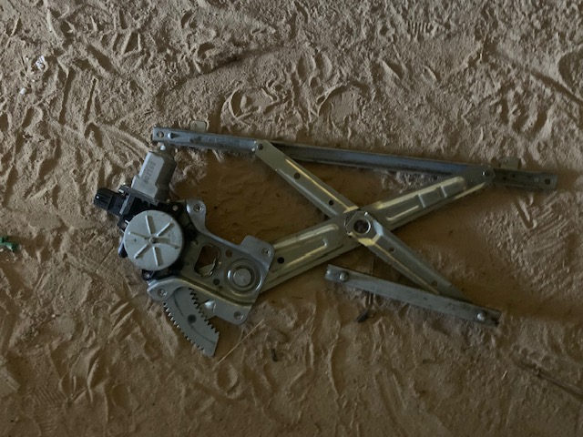 Стеклоподъемник с моторчиком передний правый Lancer (CX,CY) 2007> (5713A126)