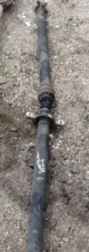 Hyundai Santa Fe (CM) Вал карданный для Hyundai Santa Fe (CM) 2005-2012 (2.7i 24V G6EA; АКПП) (493002B500) Пыльник и подвесной порваны